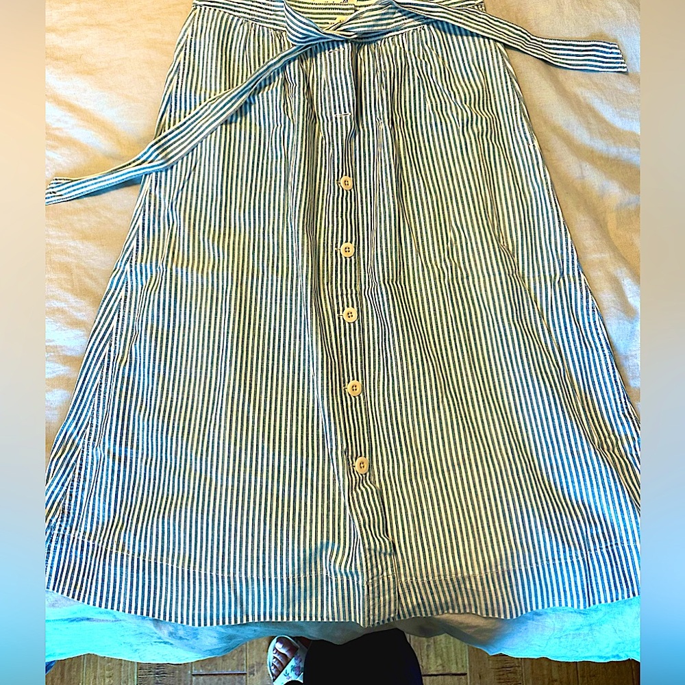 Madewell button front chambray skirt